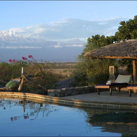 Kia Lodge อารูชา ภายนอก รูปภาพ